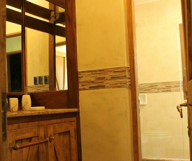 주니어 스위트, Neike Boutique