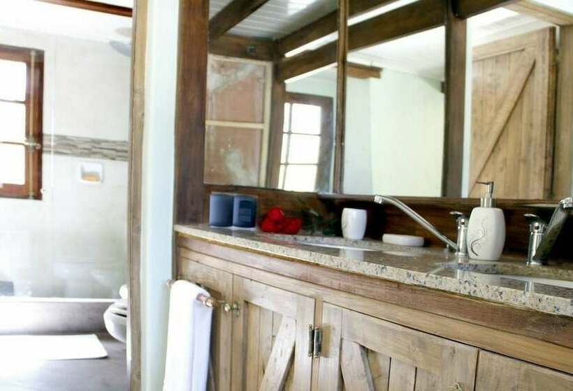 주니어 스위트, Neike Boutique