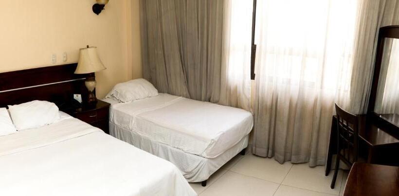 标准三人间, Novo