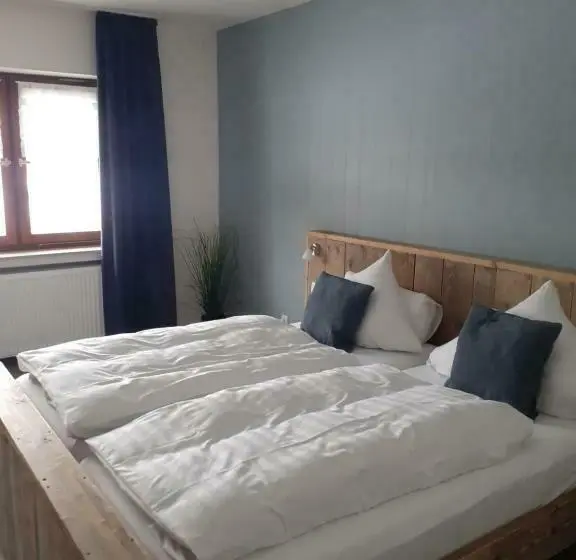 Standard-huone, Pension Orketal