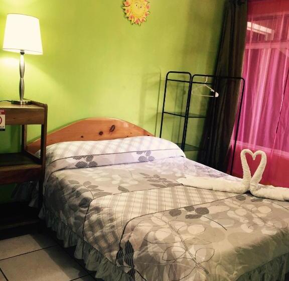 חדר סטנדרט, & Hostel Sloth Backpackers