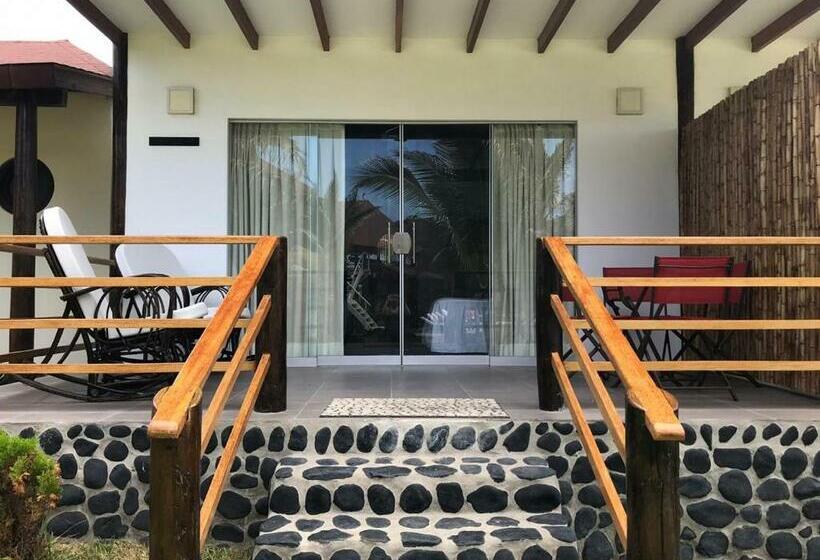 بنجلو قياسى, Villa Sirena