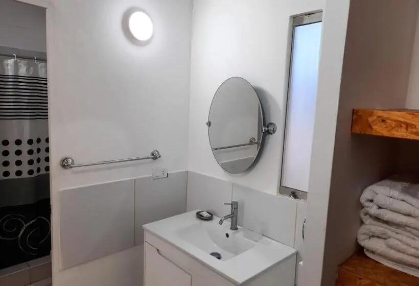 Standard Kolmen Hengen Huone Puutarhanäkymä, Villa Sirena