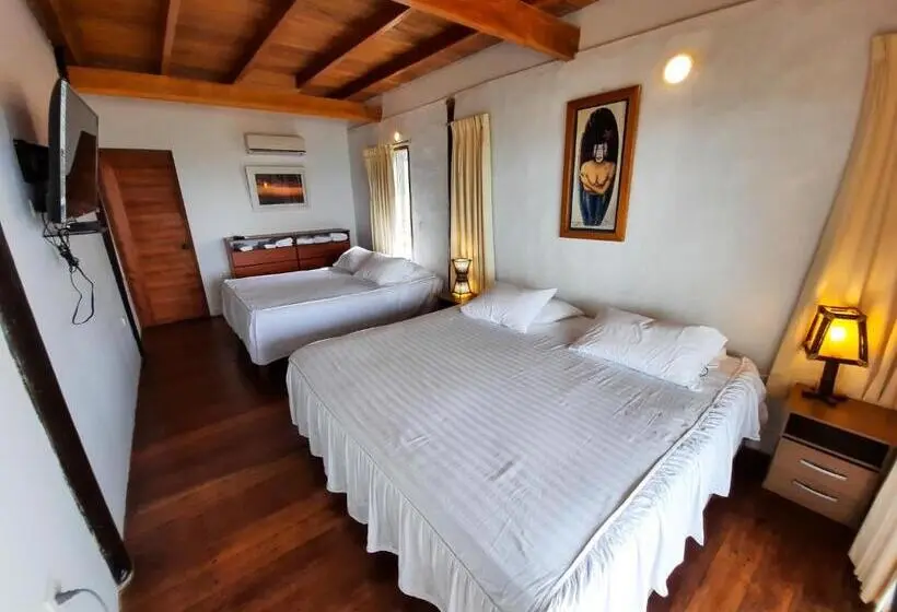 Standard Kolmen Hengen Huone Puutarhanäkymä, Villa Sirena