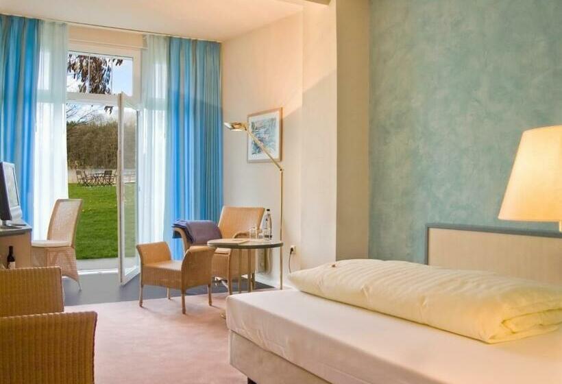 اتاق استاندارد یک نفره, Zum Rittmeister