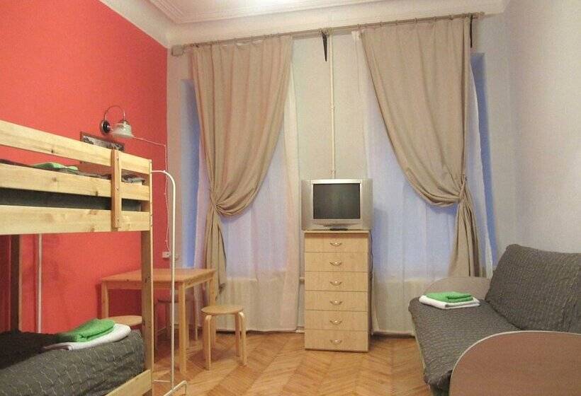 غرفة إقتصادية رباعية, Old Flat Hostel Na Sovetskoy