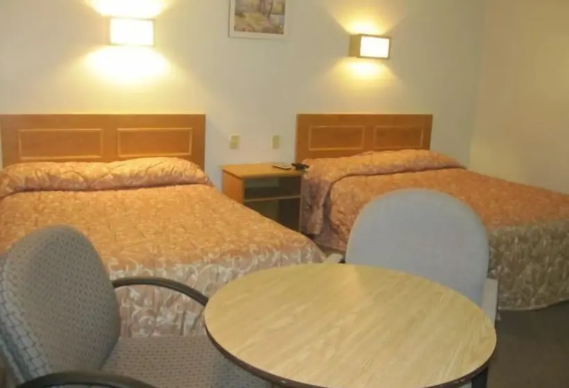 Standard-huone 2 Parivuodetta, Clarkson Village Motel, 1815 Lakeshore Rd West Mississauga