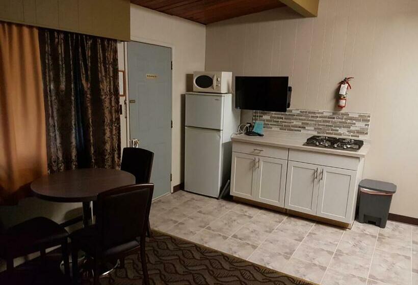 חדר סופריור, Holiday Motel & Rv Resort