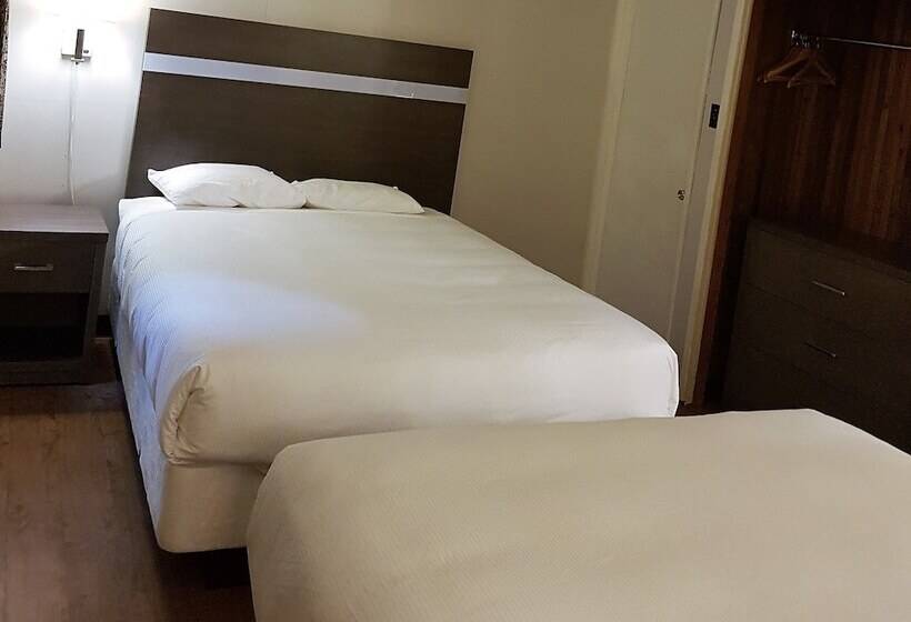 חדר משפחתי, Holiday Motel & Rv Resort