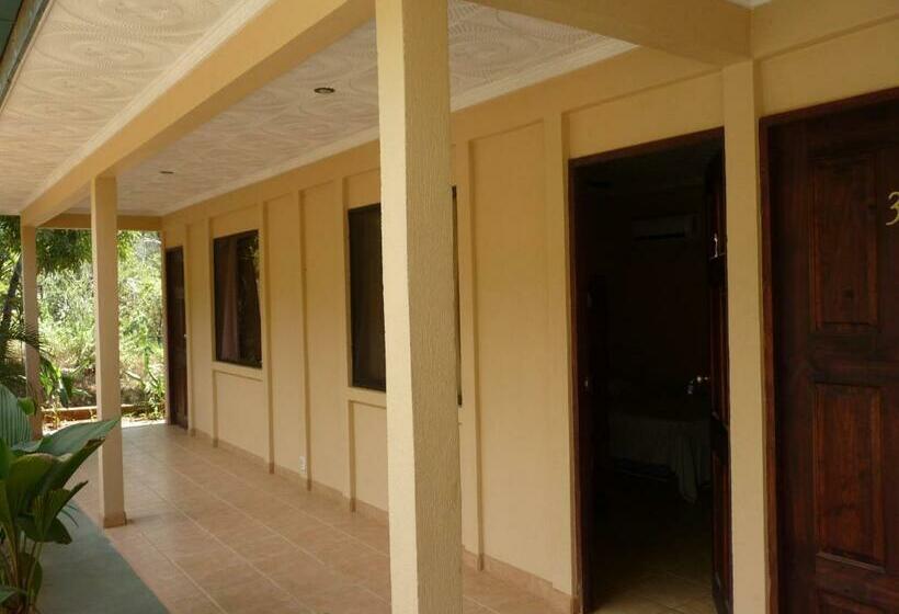 غرفة قياسية, Big Bamboo De Uvita