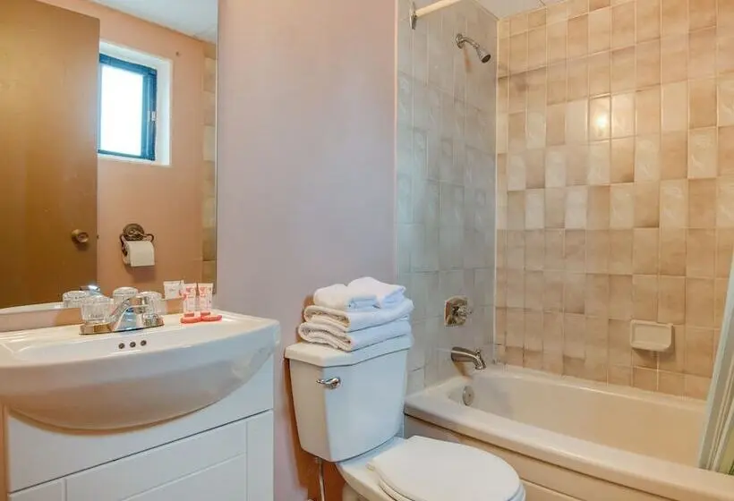 اتاق استاندارد با 2 تخت دوبل, Blackstone Inn