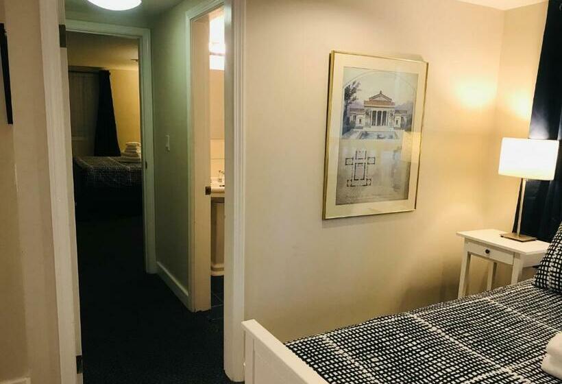 带2个卧室的套房, Cambie Lodge