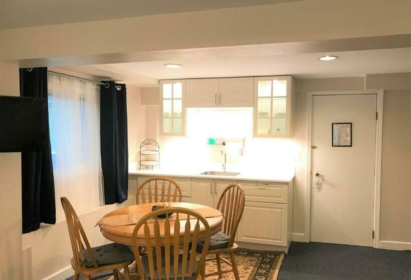 带2个卧室的套房, Cambie Lodge