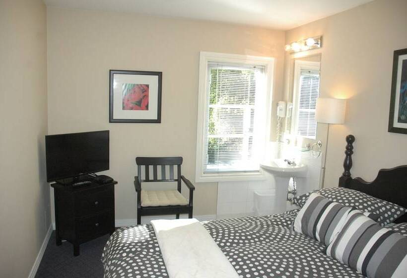 标准间, Cambie Lodge