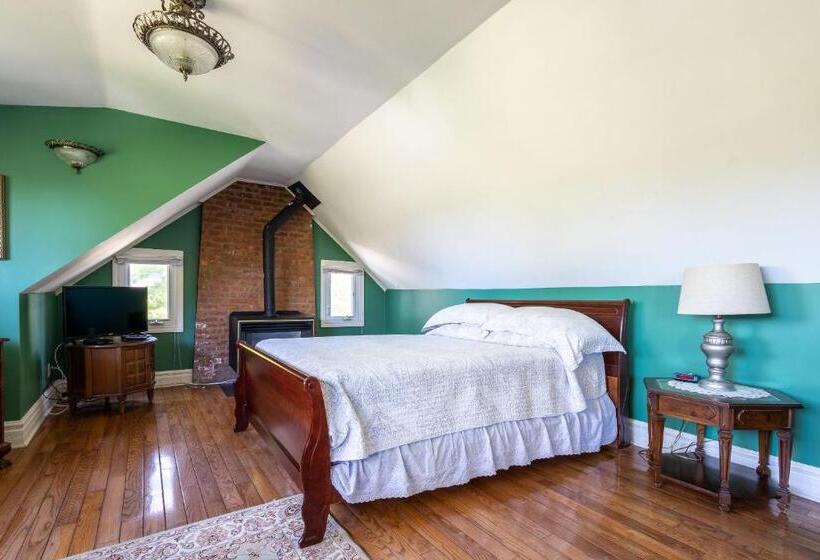 디럭스 룸, Chestnut Inn