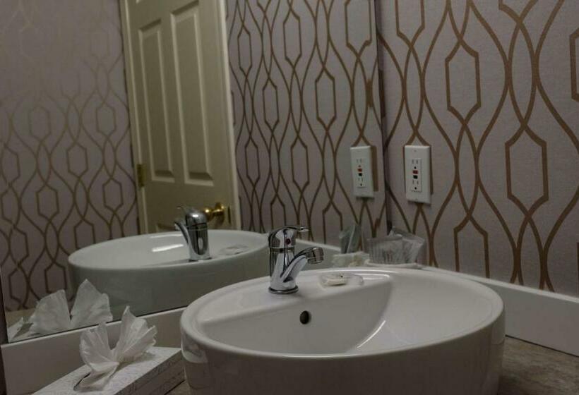 غرفة قياسية, Coast Parksville