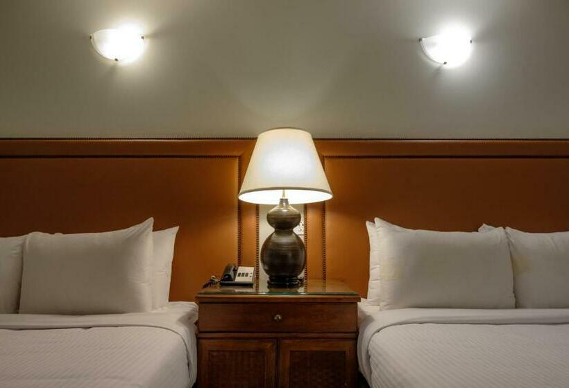 غرفة قياسية, Coast Parksville