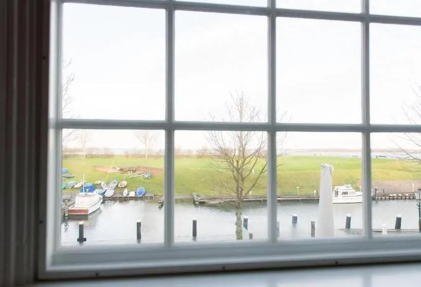 Suite Deluxe, De Heeren