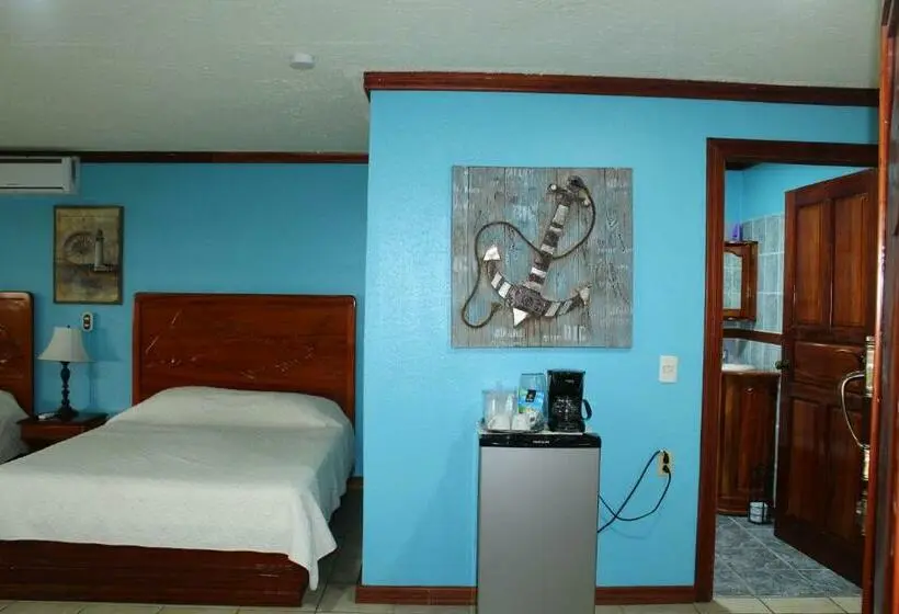 اتاق استاندارد, Fish Hook Marina