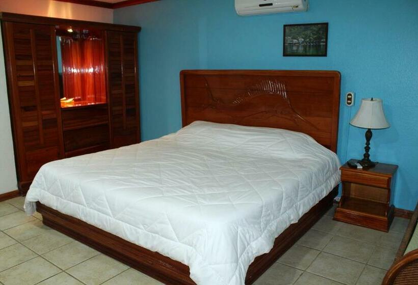 غرفة قياسية سرير كينج, Fish Hook Marina