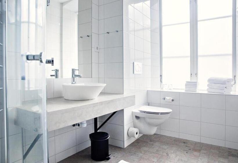 스탠다드 트리플 룸, Kalk