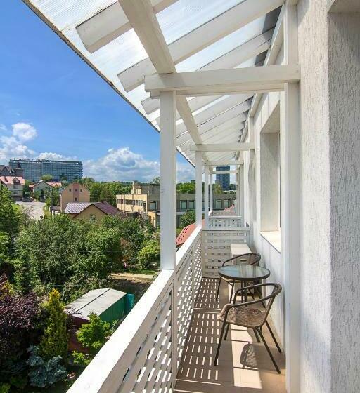 סוויטה, Mariot Medical Center