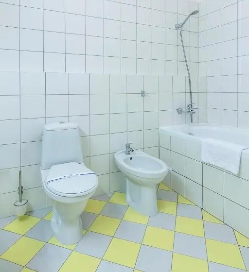 スイート, Mariot Medical Center