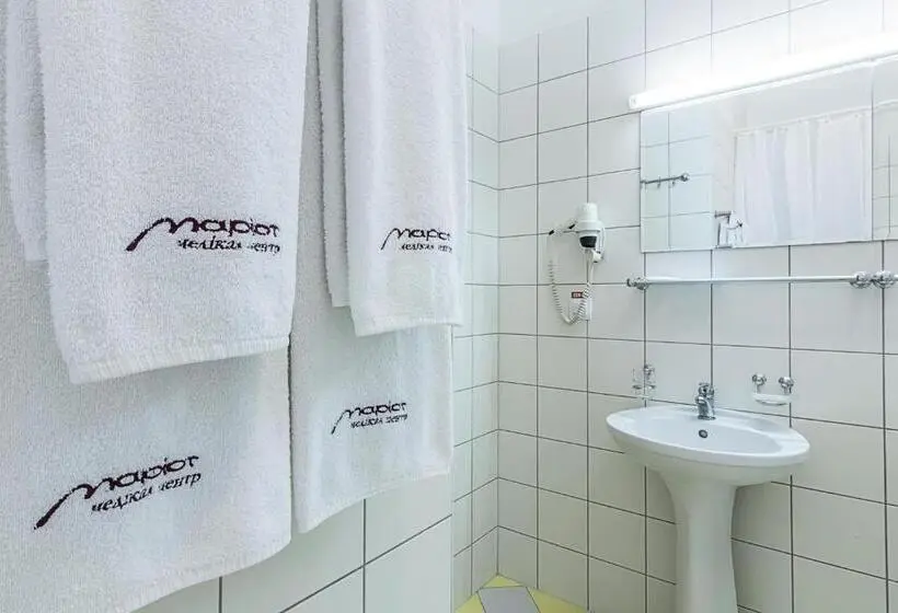 スイート, Mariot Medical Center