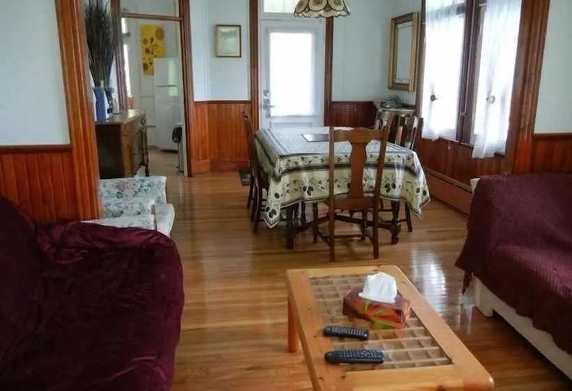 ３ベッドルームハウス, Petite Maison Dans La Prairie