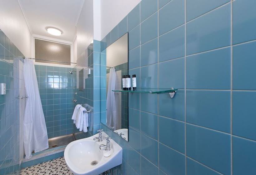 استودیوی استاندارد, Prince Of Wales