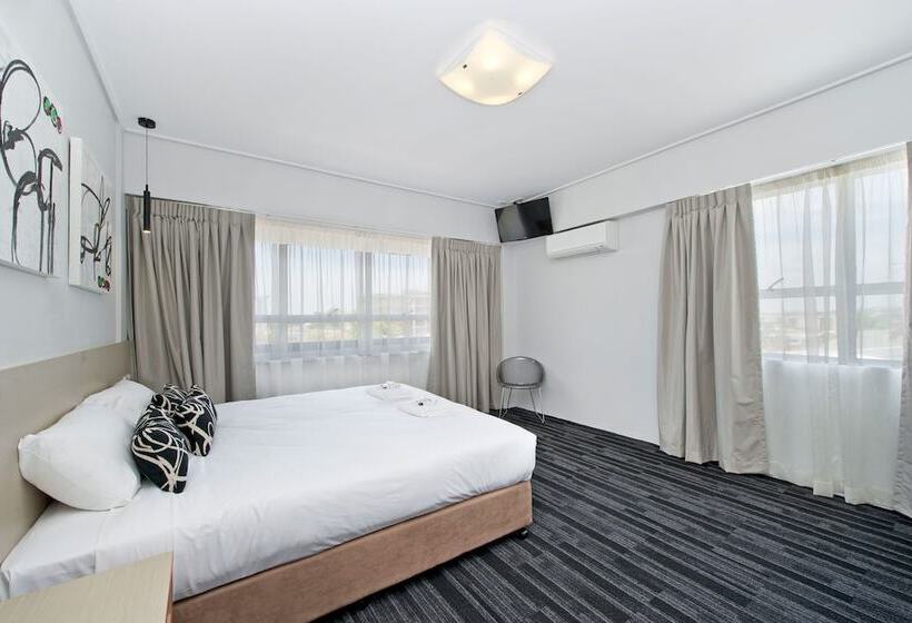 آپارتمان 2 خوابه, Prince Of Wales