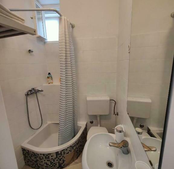 スタンダードスタジオ, Stipan Studio & Room