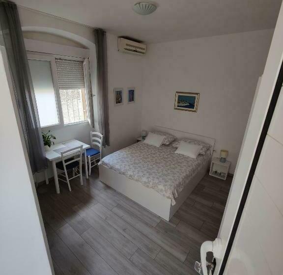 スタンダードスタジオ, Stipan Studio & Room