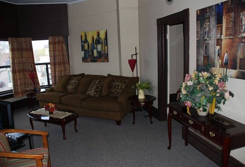 套房, The Algonquin