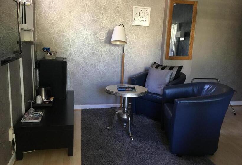 高级大房间, Wictoria