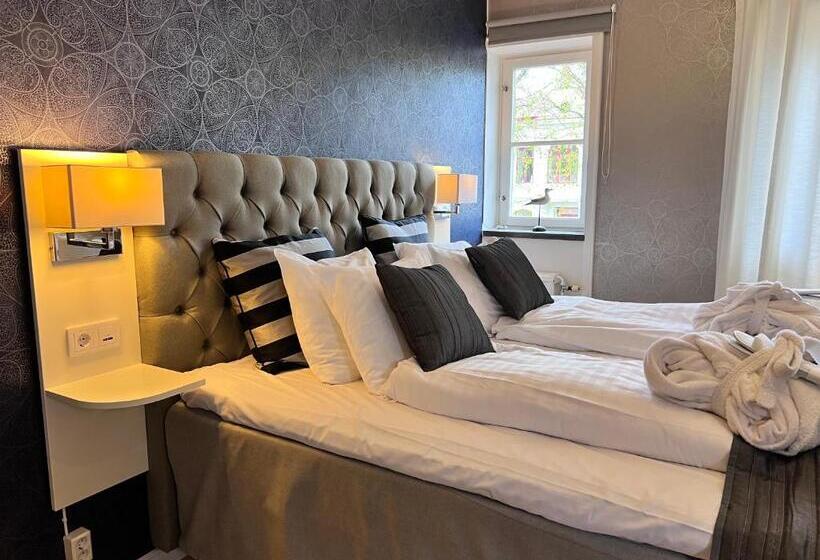 高级大房间, Wictoria