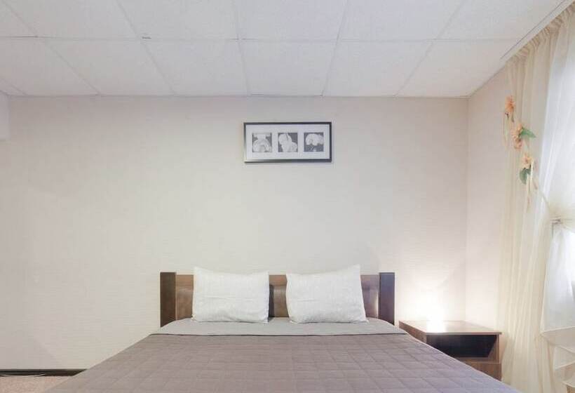 Quarto Superior, Lait Hotel On Bebelya