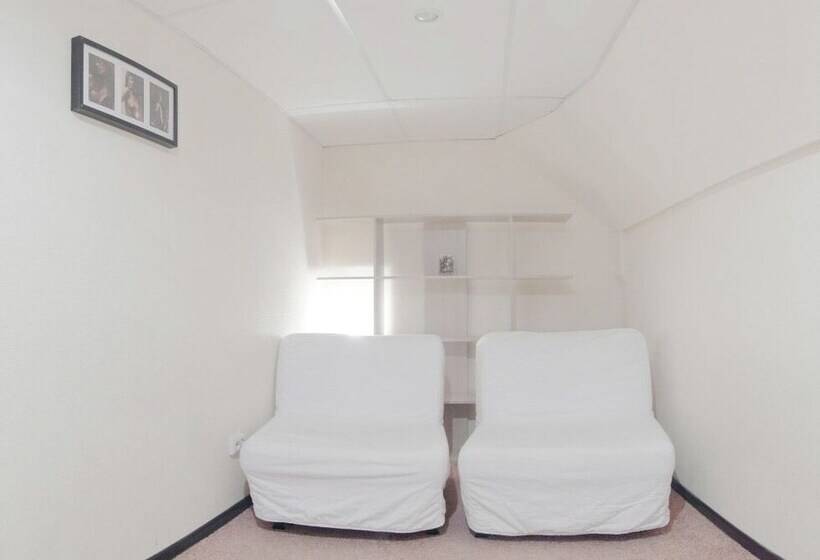 Quarto Economy, Lait Hotel On Bebelya