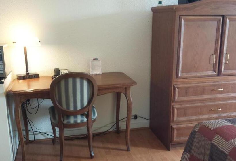 Номер Стандарт, Motel Iberville