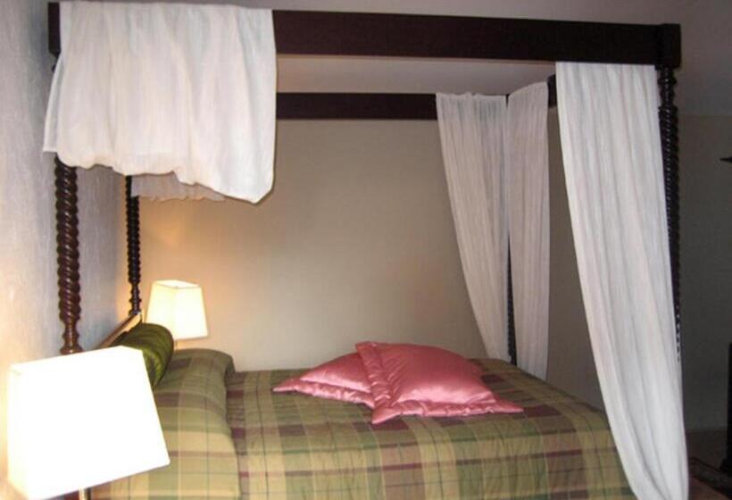 Люкс, Motel Iberville