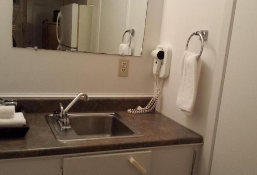 Семейный Номер, Motel Iberville