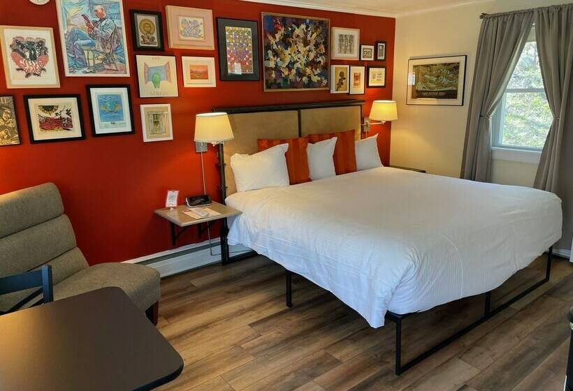 اتاق استاندارد با تخت بزرگ, Sleep Woodstock Motel