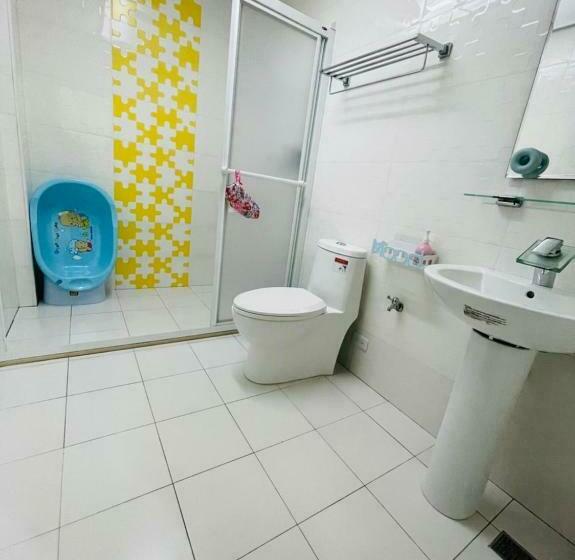 سوئیت جونیور خانوادگی, 芹菜芋頭親子民宿