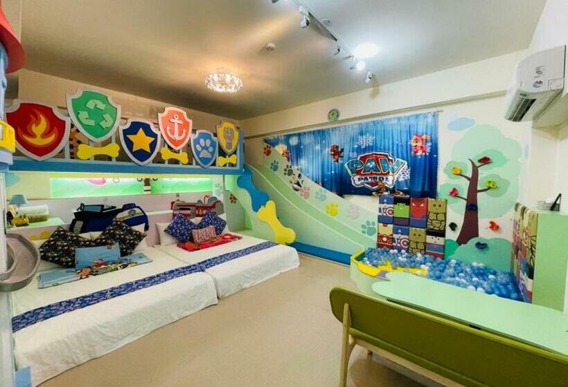 سوئیت جونیور خانوادگی, 芹菜芋頭親子民宿