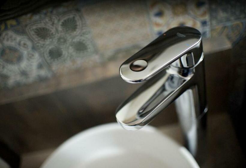 기본룸, Abel Heywood Boutique