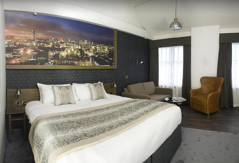 جناح ديلوكس, Abel Heywood Boutique