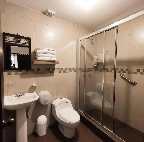 Habitación Familiar Vista Jardín, Casa Merced