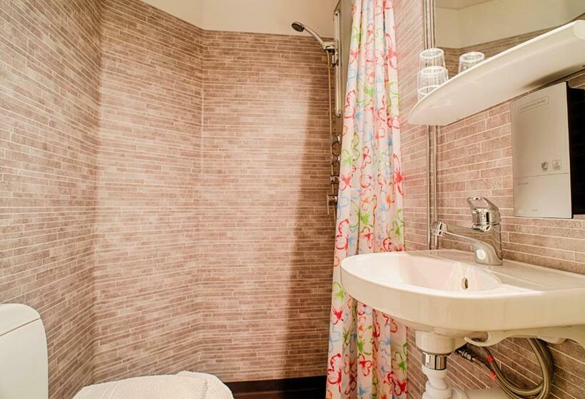 غرفة أساسية فردية, H5