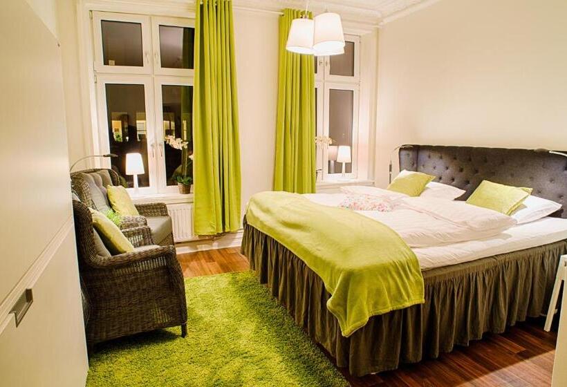 غرفة عائلية, H5