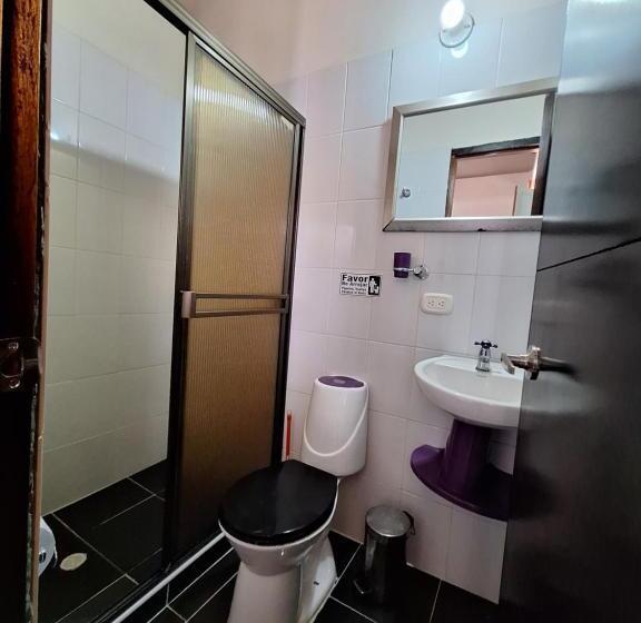 스탠다드 트리플 룸, Hostal Casa De Vicente